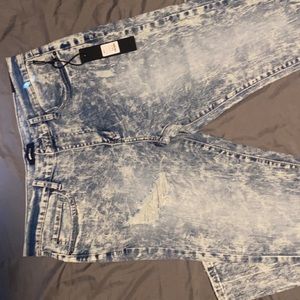 Fashion nova mens jeans. Skinny fit and size 34.